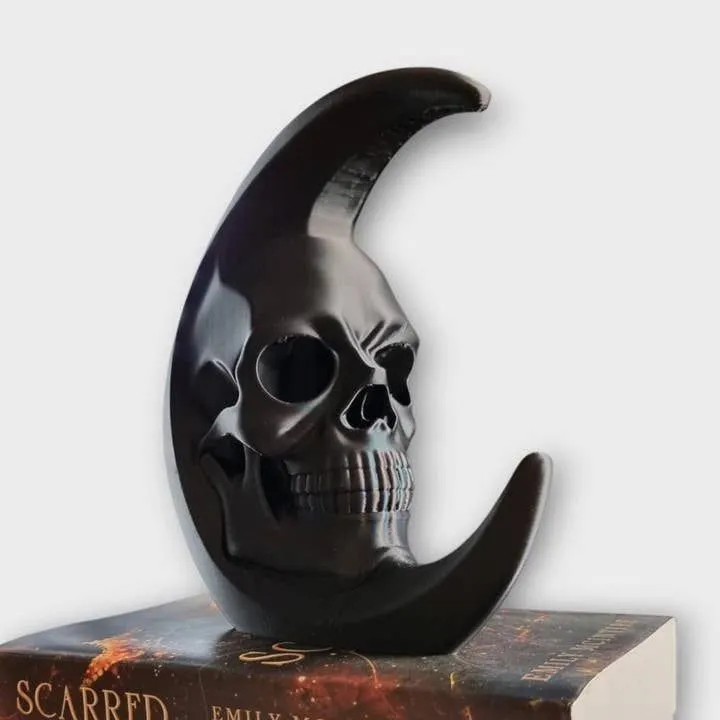 Crescent Moon Skull Décor – Gothic Dark Academia Accent